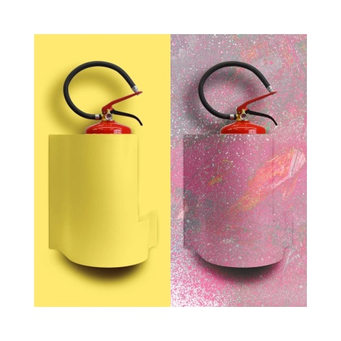 Stojak - osłona WAVES fala wiszący na gaśnicę RED