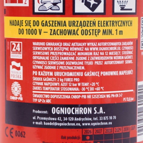Etykieta gaśnicy 2kg z widocznym certyfikatem CNBOP